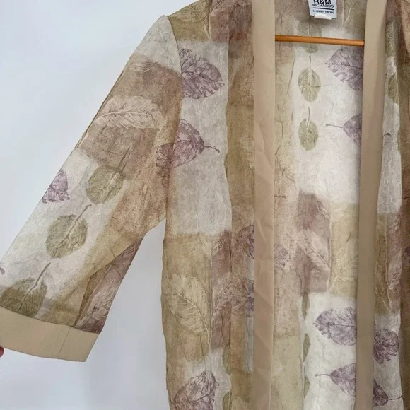 R&M Rcihards Lightweight Tan‎ Leaf Pattern Sheer Cardigan/Beige Pants Set Sz 18 - Picture 3 of 16